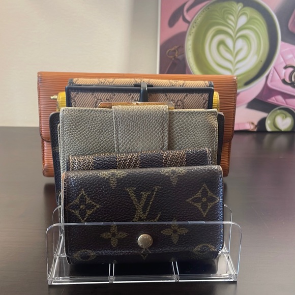 NEW In Package Utility Stand / Wallet Stand / Makeup - Picture 2 of 8